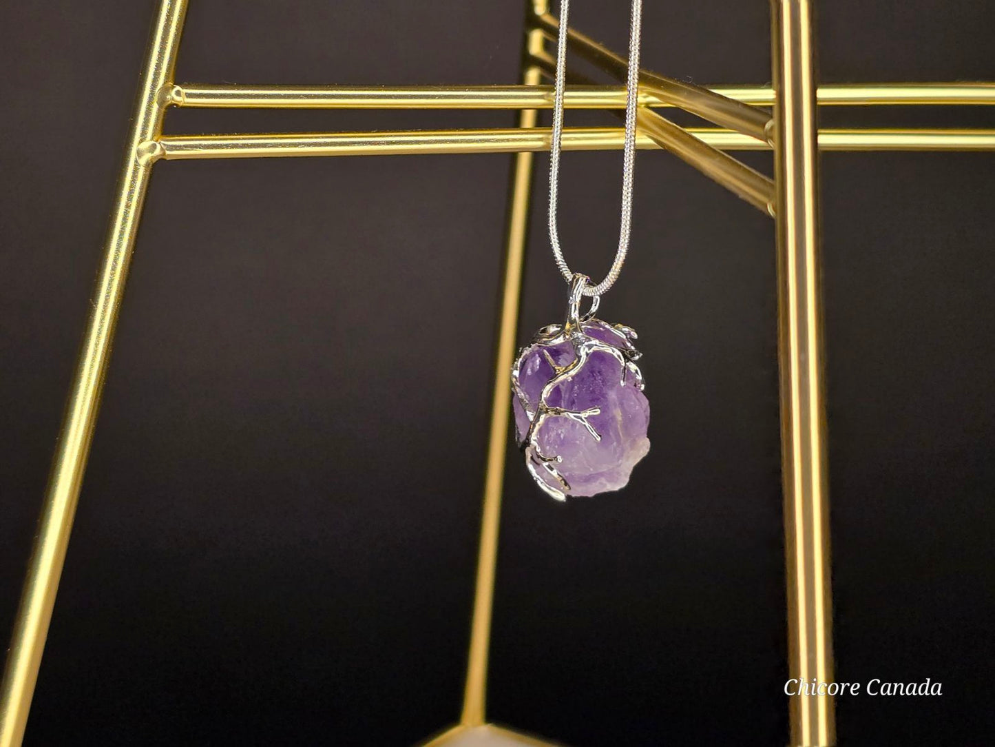 Magnifique collier avec pendentif en pierre naturelle d'améthyste