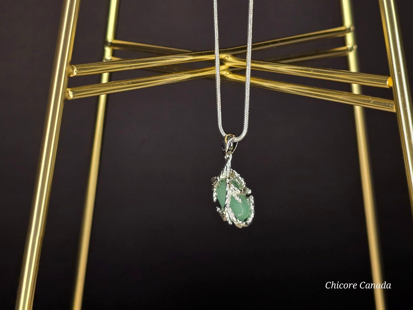 Collier pendentif en jade naturel fait main élégant – Un symbole de grâce intemporelle