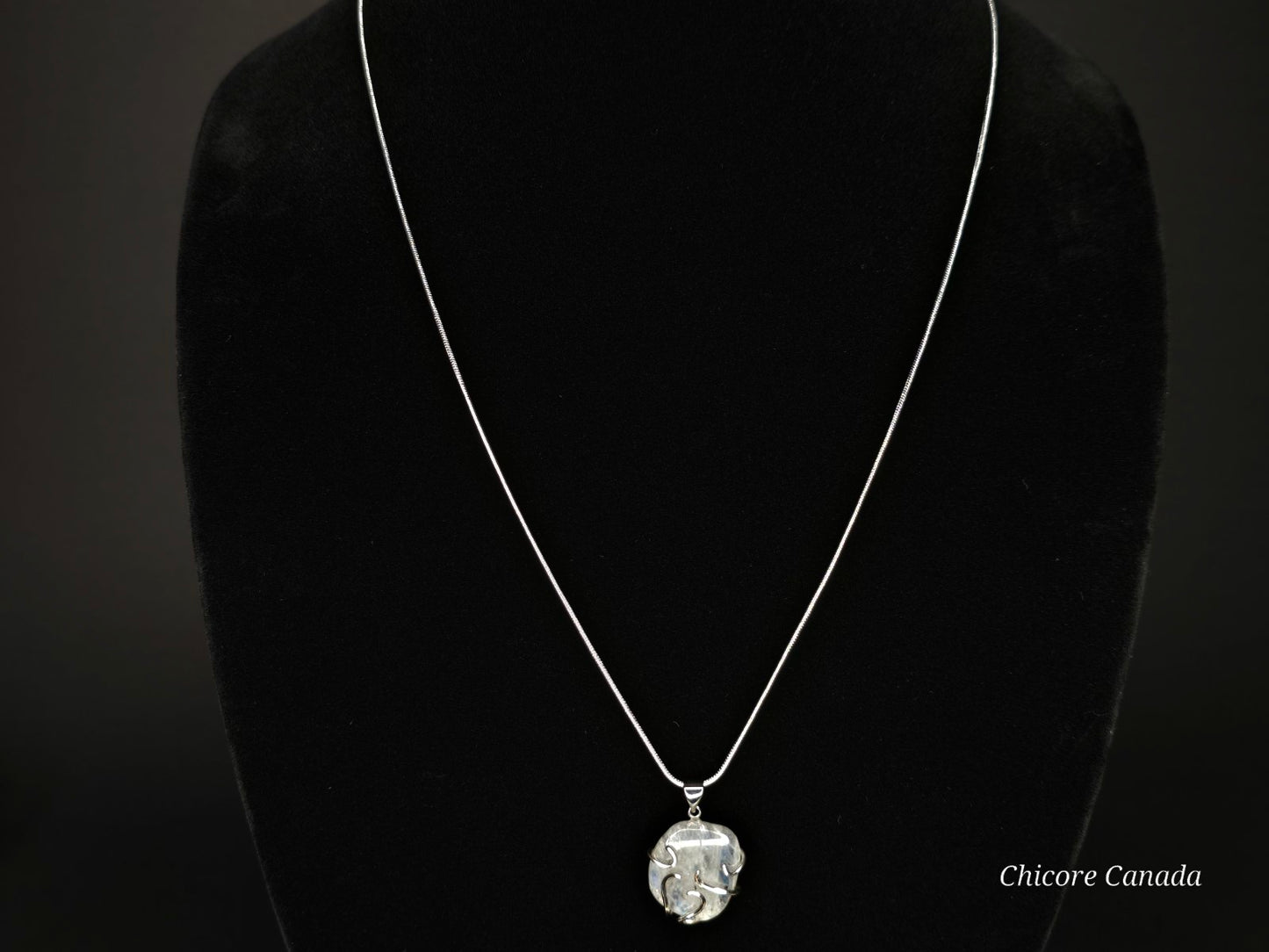 Collier pendentif en pierre de lune naturelle fait main - Design élégant et délicat