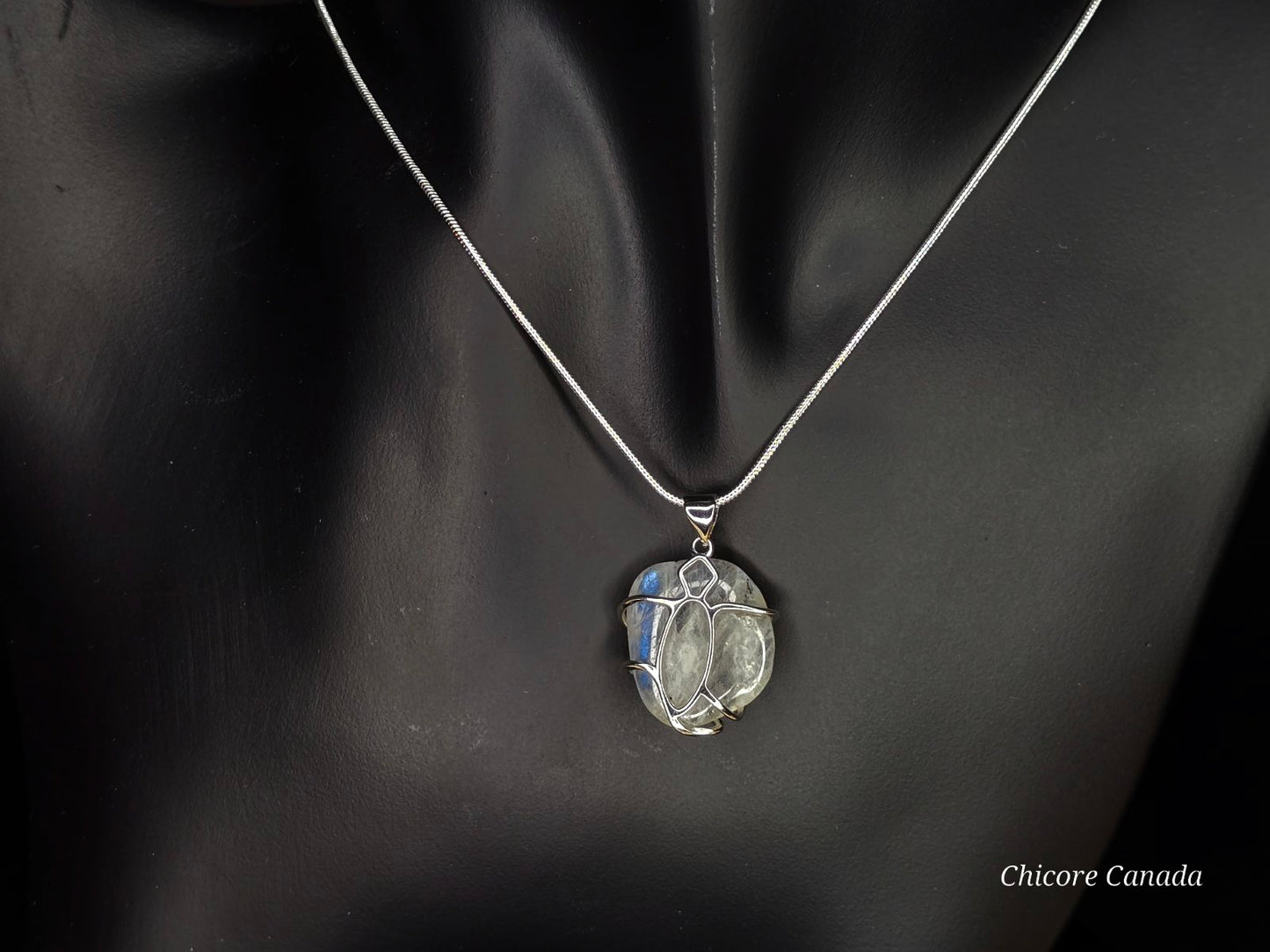 Collier pendentif en pierre de lune naturelle fait main - Design élégant et délicat
