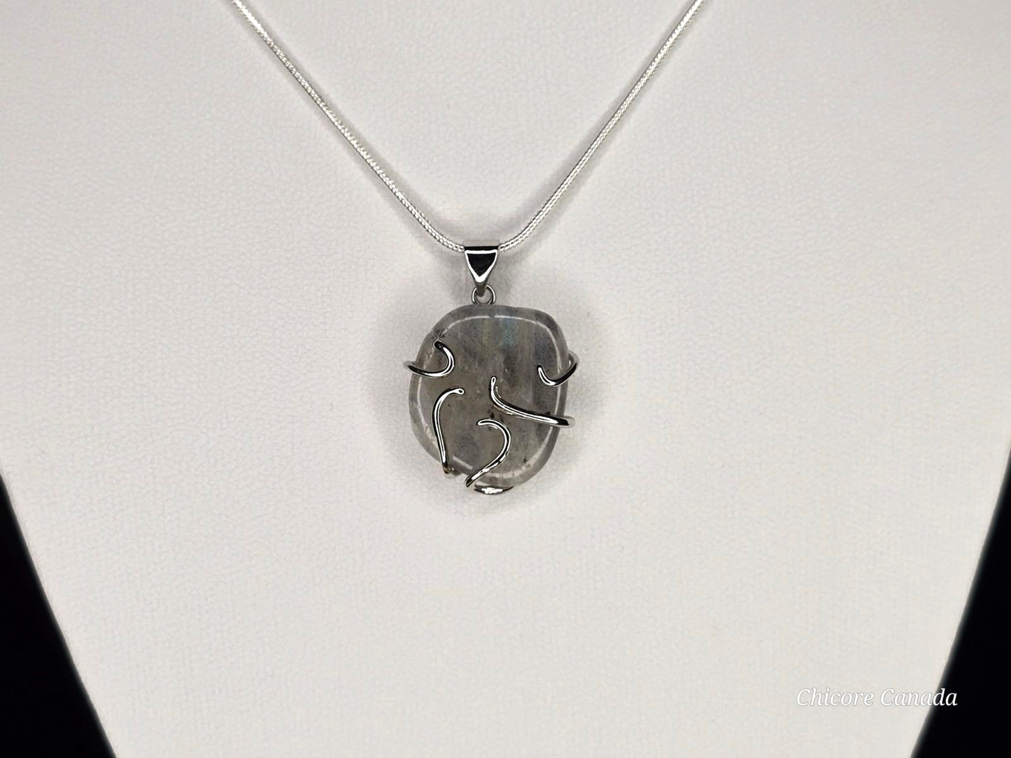 Collier pendentif en pierre de lune naturelle fait main - Design élégant et délicat
