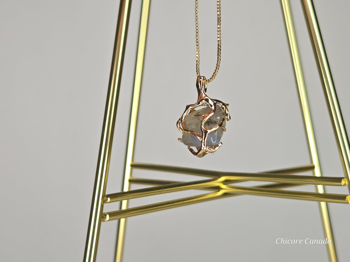 Collier élégant avec pendentif en pierre de lune naturelle fait à la main - Design sophistiqué