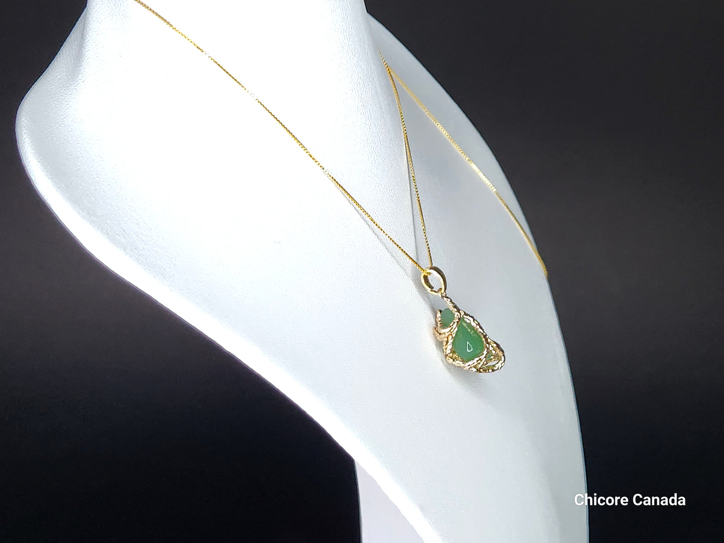 Collier pendentif en jade naturel exquis fait à la main avec longueur réglable