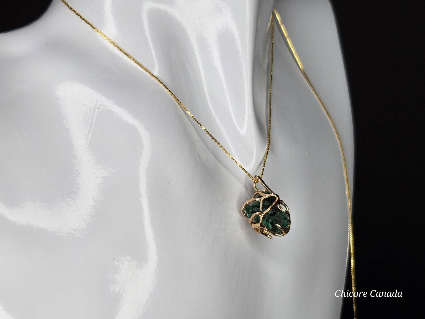 Breath of the Earth – Raw Malachite Pendant with Adjustable Silver Elegance