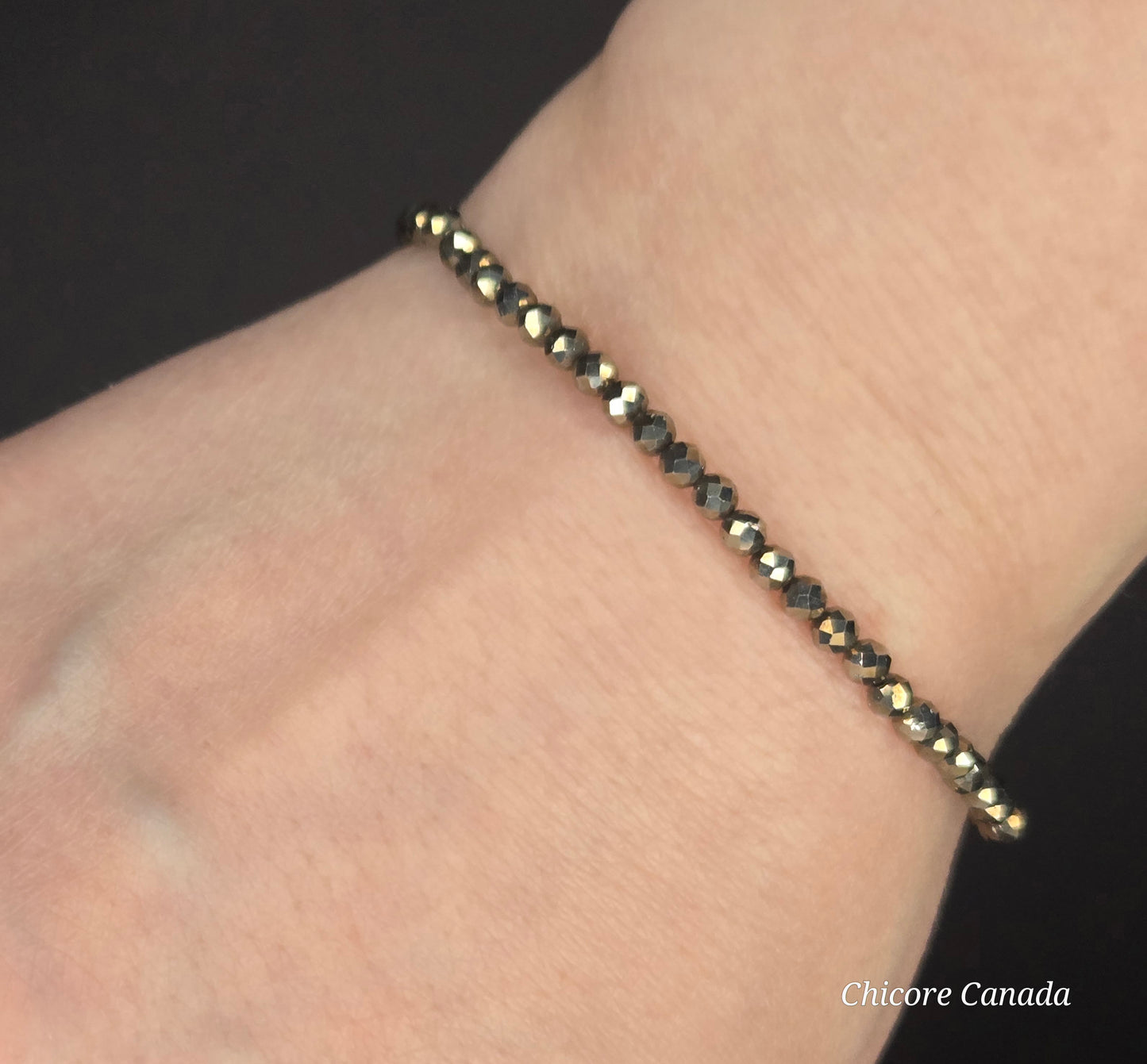 Dainty Faceted Pyrite Bracelet – Refined Elegance in Golden Glow