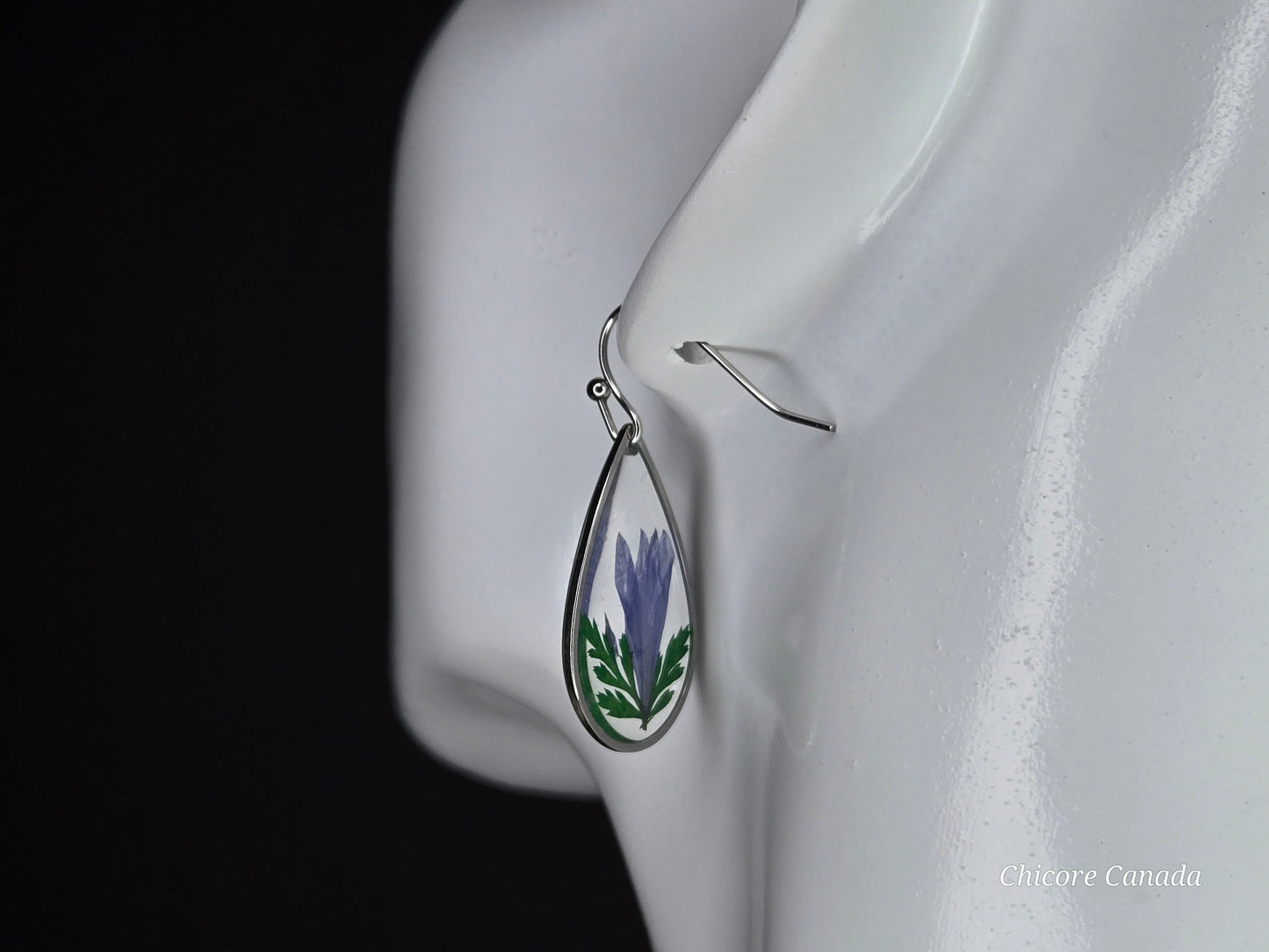 Graceful Resin Drop Earrings Featuring Real Blue Flowers