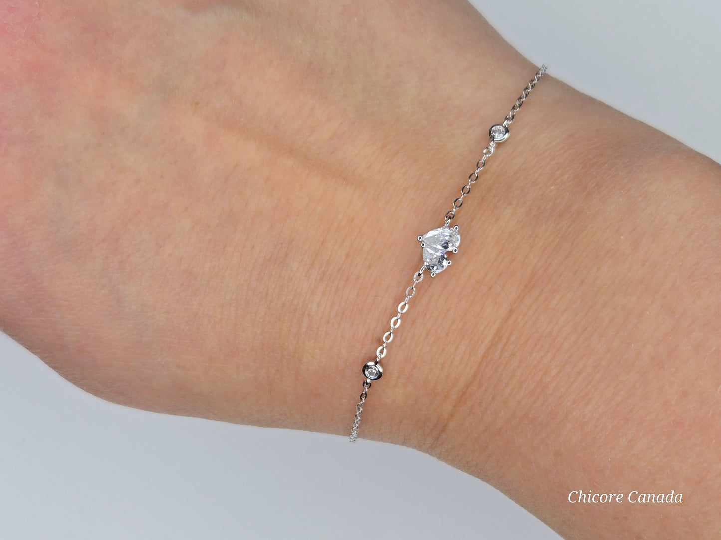 Sparkling Heart-Shaped Cubic Zirconia Adjustable Bracelet