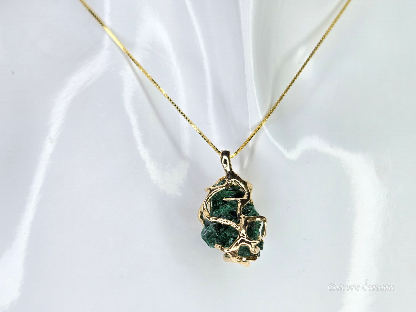 Elegant Raw Malachite Pendant – Handmade Natural Stone Set on 925 Sterling Silver Adjustable Necklace