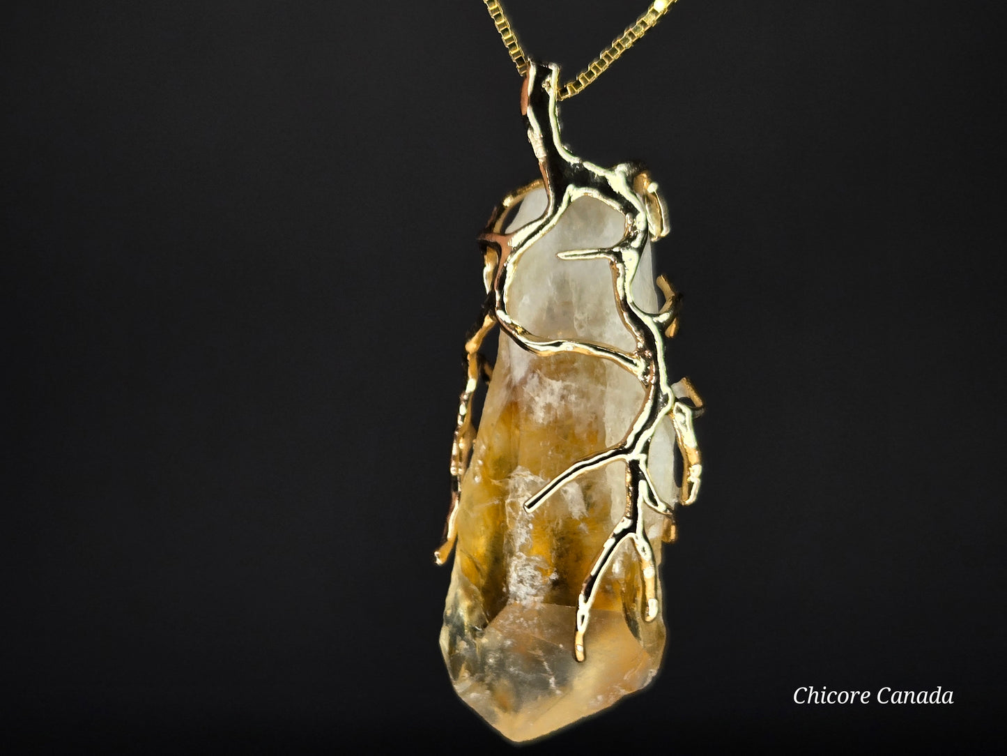 Elegant Handcrafted Natural Citrine Necklace: A Symphony of Refined Beauty