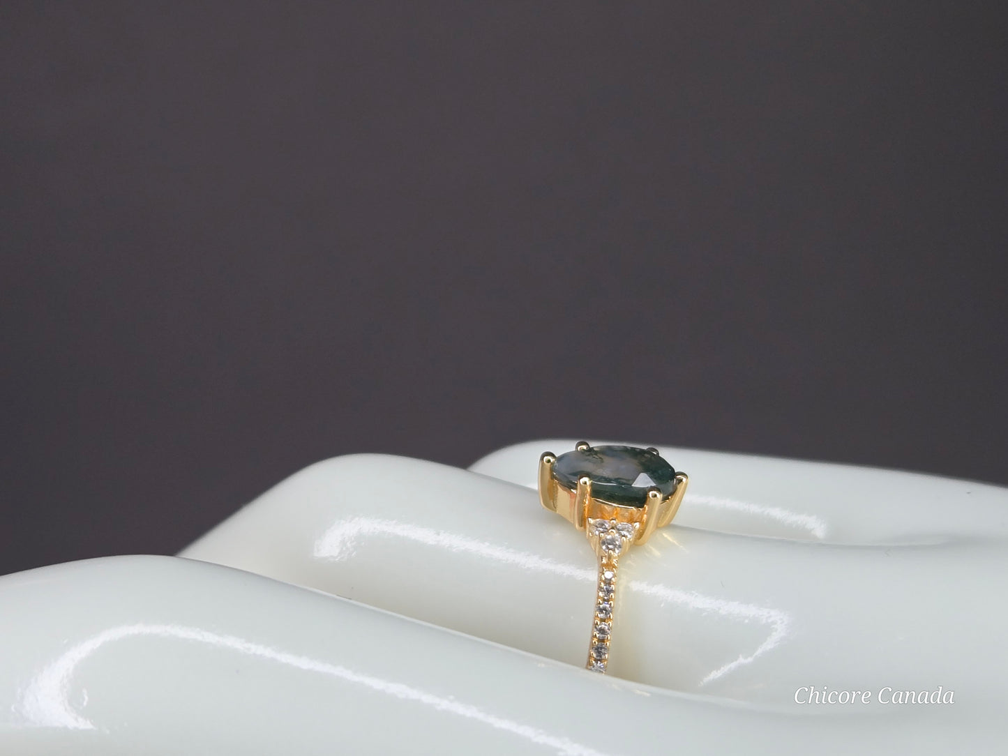 Elegant Moss Agate Ring – A Timeless Symbol of Growth & Serenity