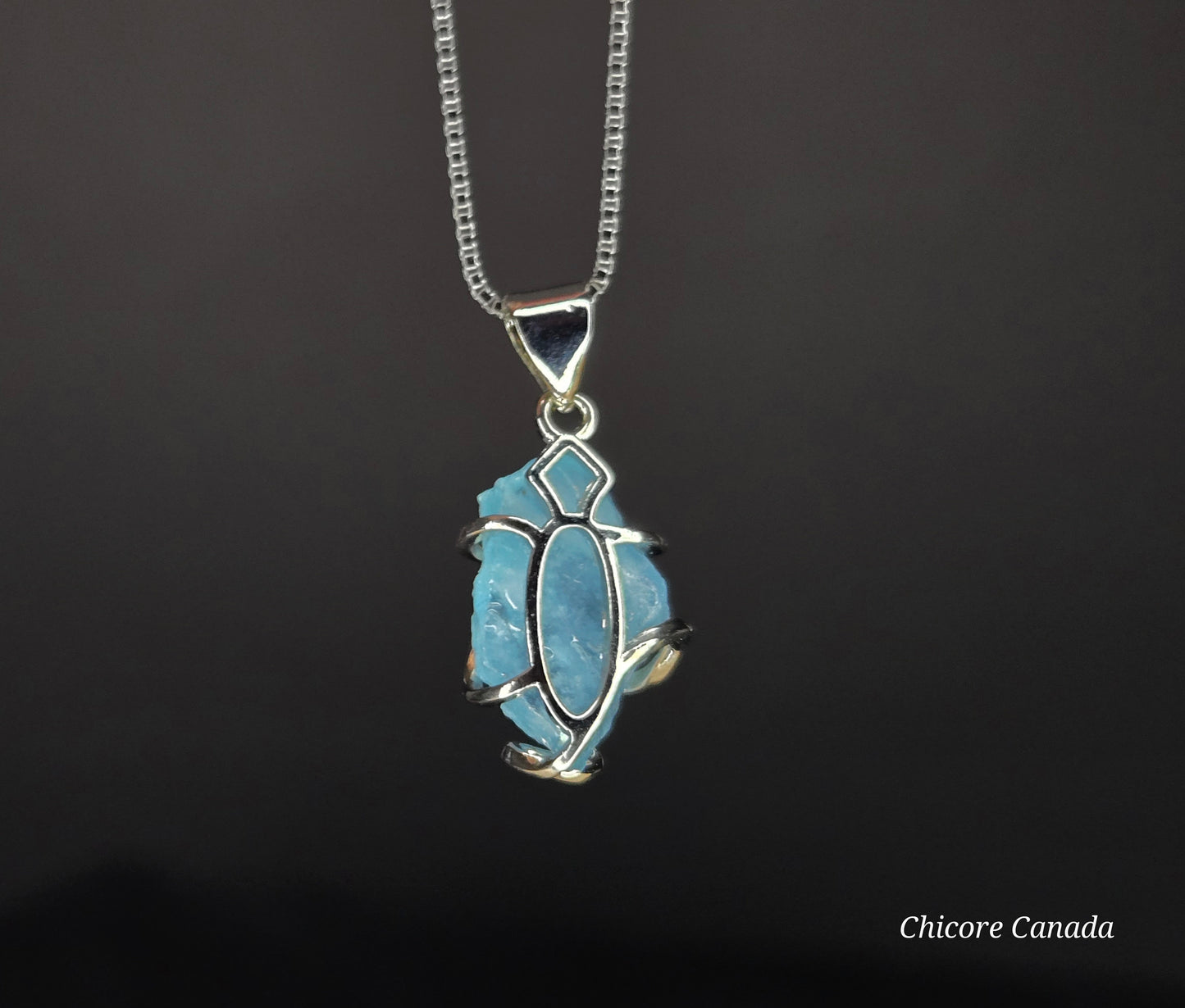 Sophisticated Handmade Aquamarine Pendant Necklace in 925 Sterling Silver with Adjustable Chain