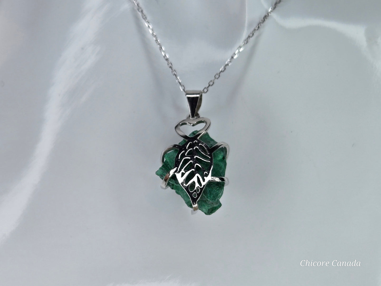 Raw Malachite Pendant Necklace – Handmade Luxury with 925 Sterling Silver Adjustable Chain