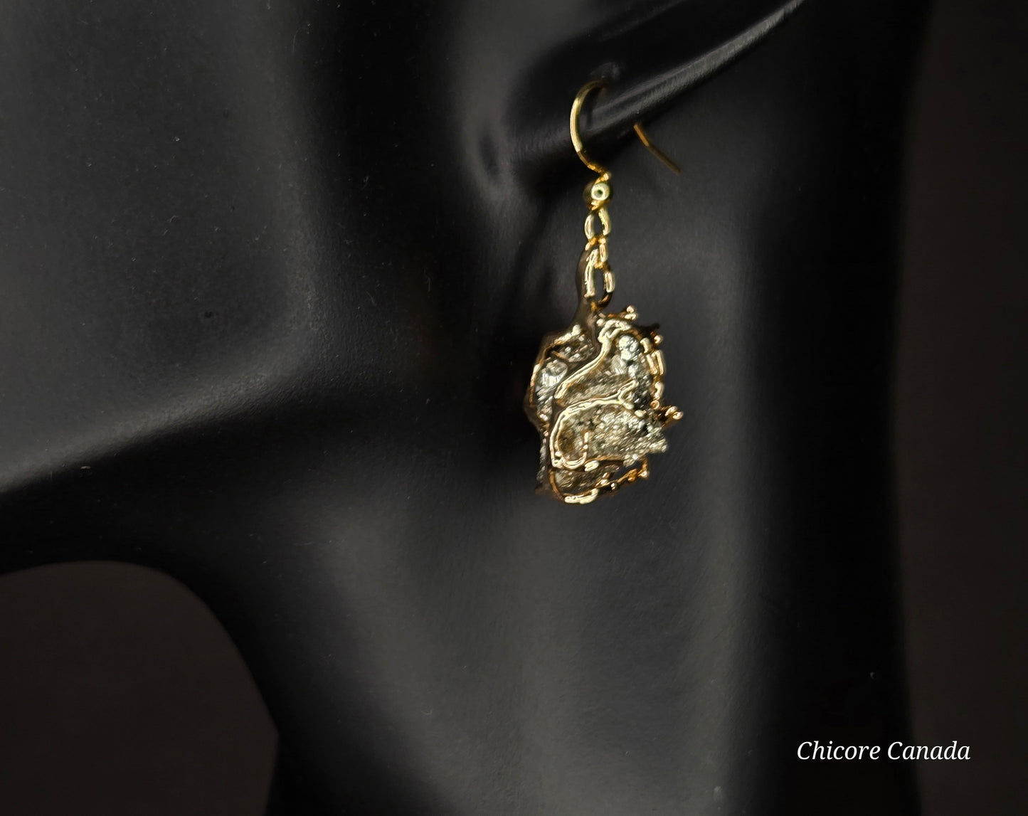 Handmade Raw Pyrite Earrings – Luxurious Natural Elegance