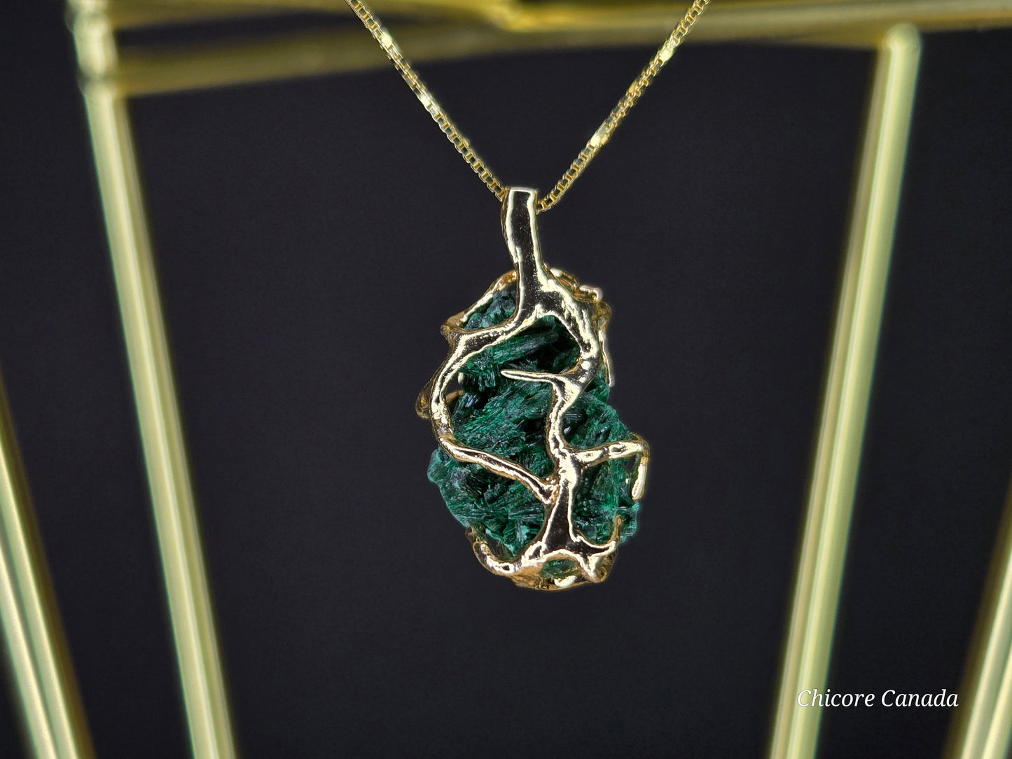 Elegant Raw Malachite Pendant – Handmade Natural Stone Set on 925 Sterling Silver Adjustable Necklace