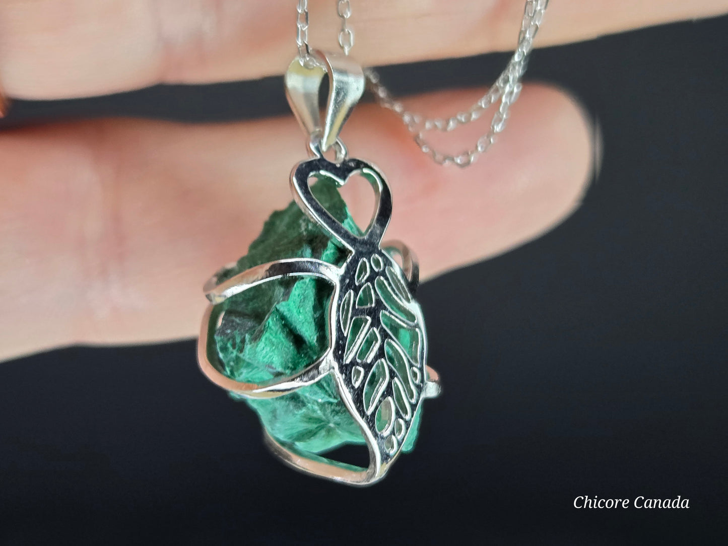 Raw Malachite Pendant Necklace – Handmade Luxury with 925 Sterling Silver Adjustable Chain
