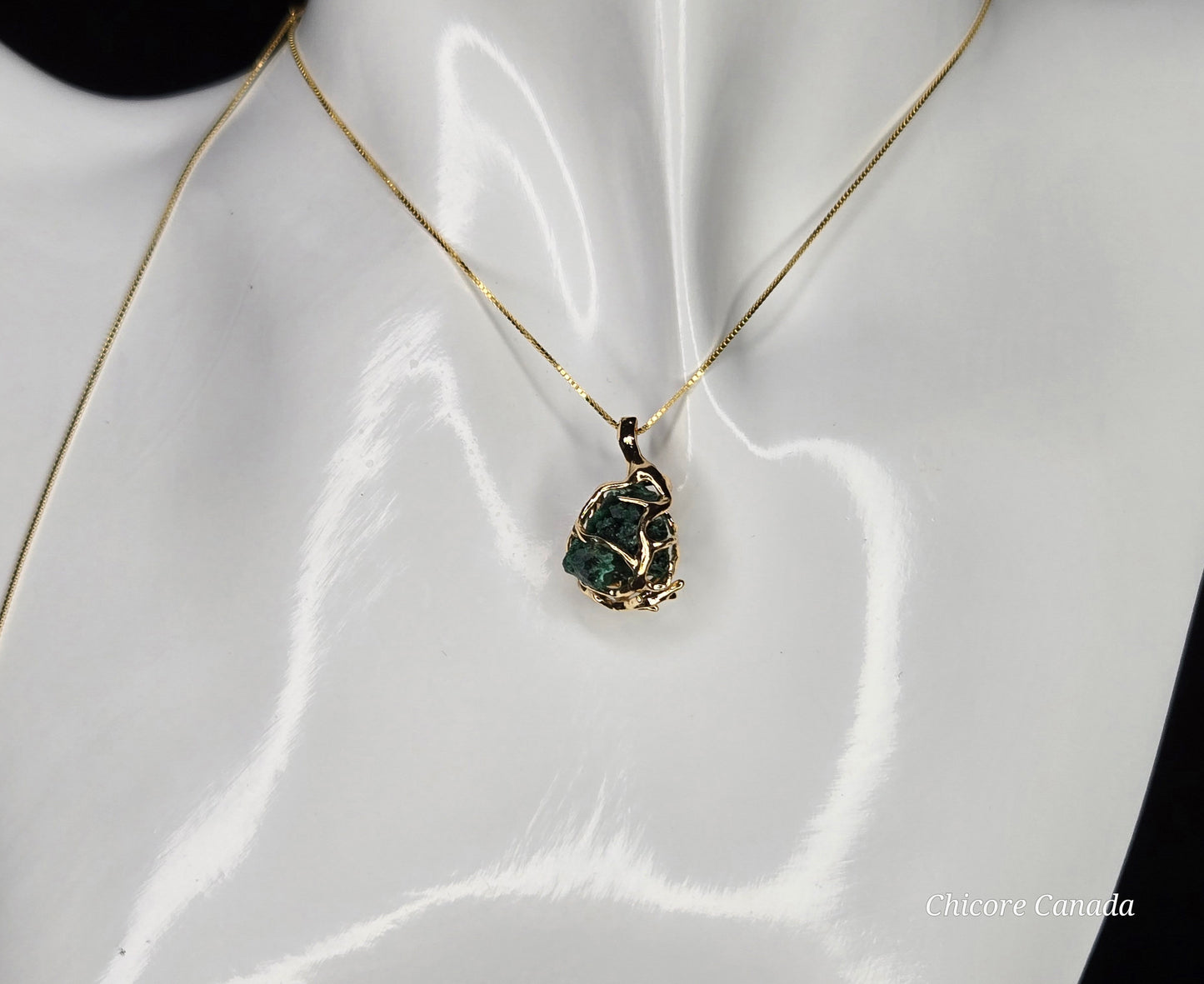 Artisan-Crafted Raw Malachite Pendant | 925 Sterling Silver Adjustable Necklace – A Symbol of Transformation & Elegance