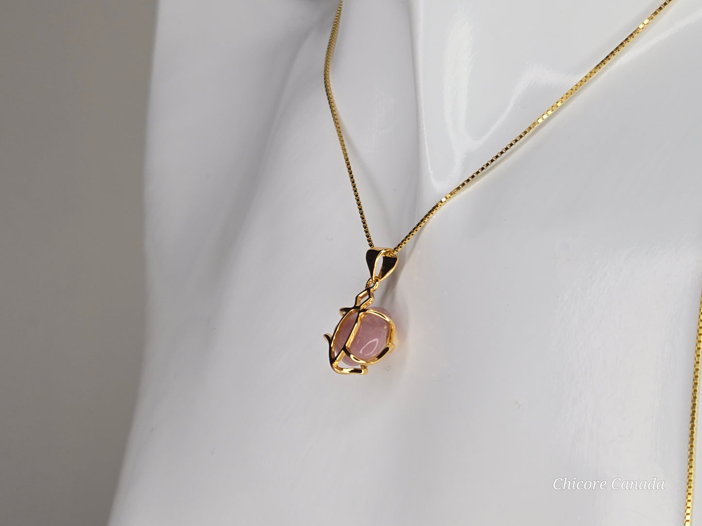 Exquisite Rose Quartz Pendant in 925 Sterling Silver – A Timeless Symbol of Elegance