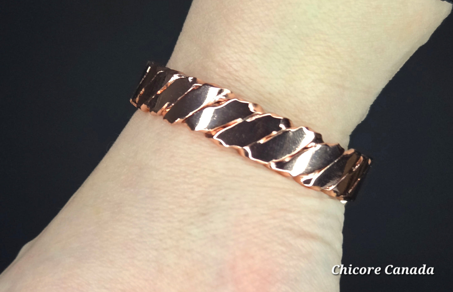 Elegant Twisted Solid Copper Magnetic Healing Bracelet – Handcrafted Wellness Jewelry