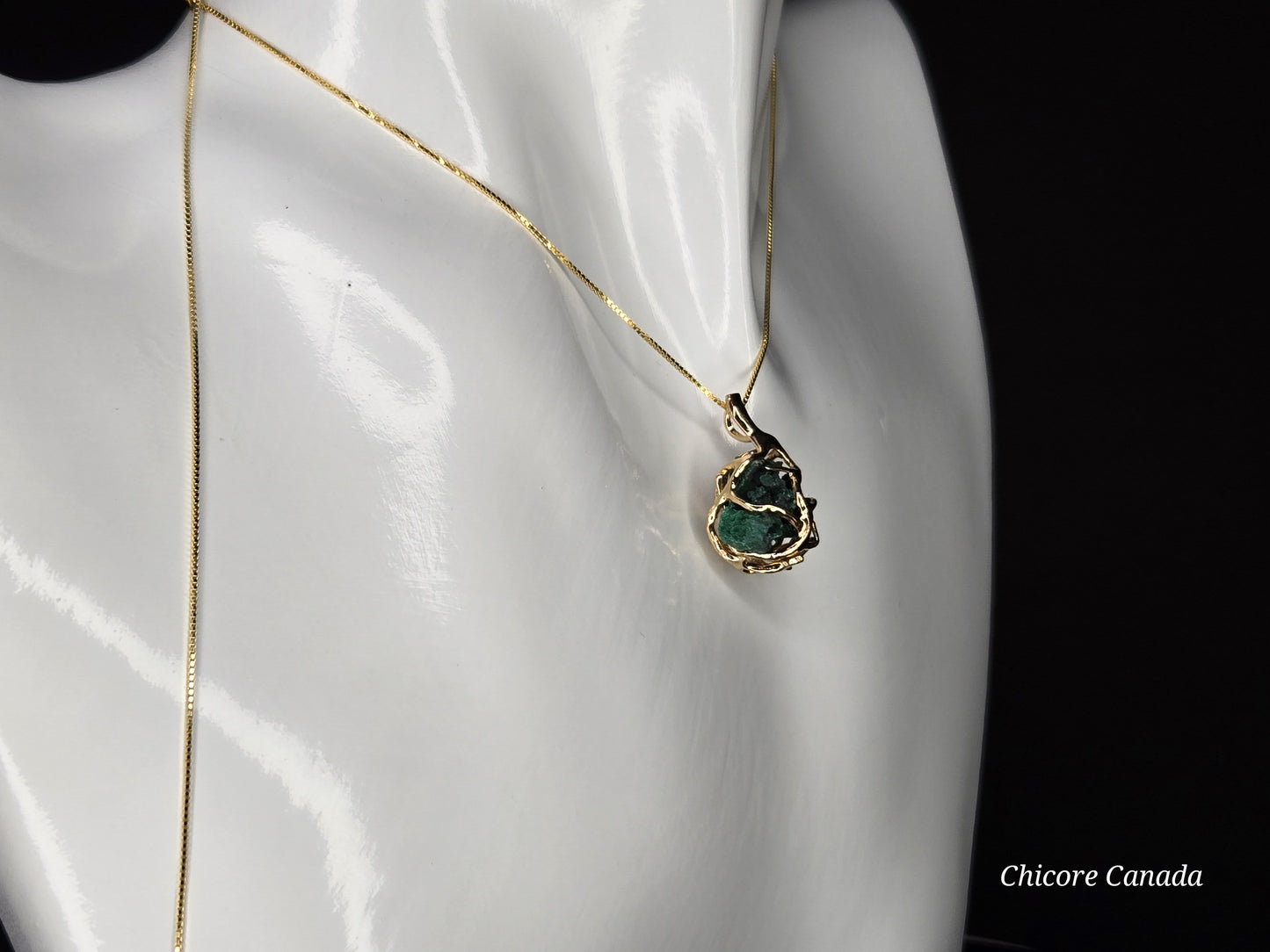 Artisan-Crafted Raw Malachite Pendant | 925 Sterling Silver Adjustable Necklace – A Symbol of Transformation & Elegance
