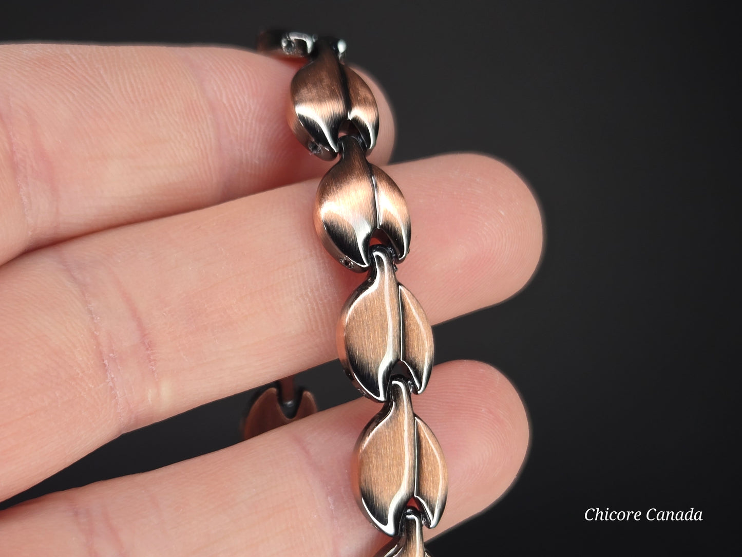 Adjustable Magnetic Necklace with 41 Magnets - Sleek Unisex Design