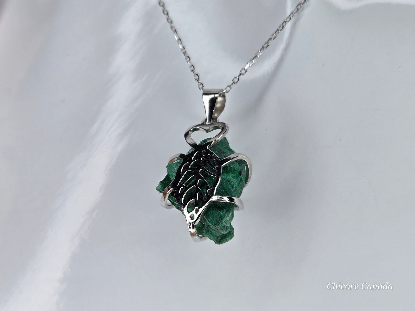 Raw Malachite Pendant Necklace – Handmade Luxury with 925 Sterling Silver Adjustable Chain