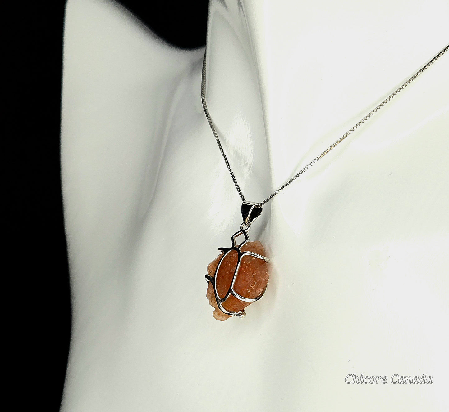 Raw Sunstone Handmade Pendant with Adjustable Necklace – Sophisticated and Timeless Design