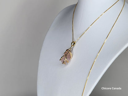 Collier délicat avec pendentif en quartz rose fait à la main et chaîne réglable