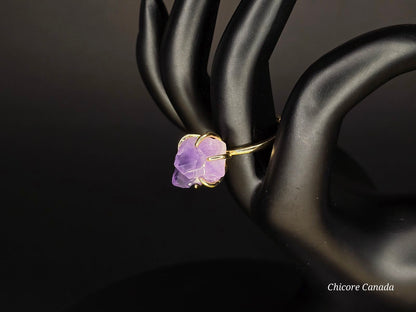Bague élégante ajustable en améthyste fabriquée à la main