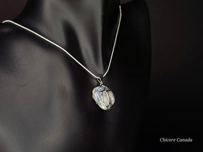 Collier pendentif en pierre de lune naturelle fait main - Design élégant et délicat