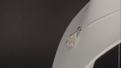 Pendentif en pierre de quartz rose naturelle délicate fait à la main – Design élégant et intemporel