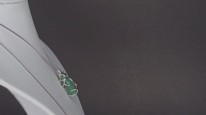Pendentif en jade naturel fait main chic avec collier à longueur réglable