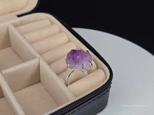 Bague élégante en améthyste ajustable faite à la main – Une déclaration de grâce intemporelle