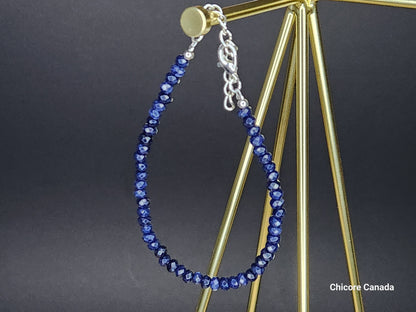 Magnifique bracelet délicat en saphir bleu fait main - Design élégant et intemporel