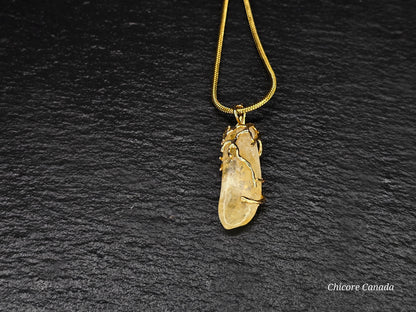 Collier pendentif en citrine brésilienne : le joyau doré du luxe et de la prospérité