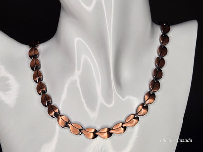 Adjustable Magnetic Necklace with 41 Magnets - Sleek Unisex Design
