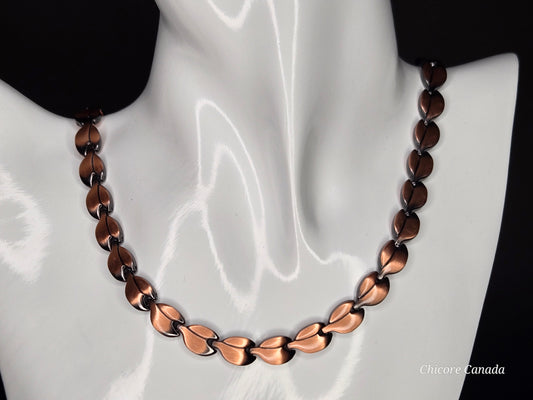 Adjustable Magnetic Necklace with 41 Magnets - Sleek Unisex Design
