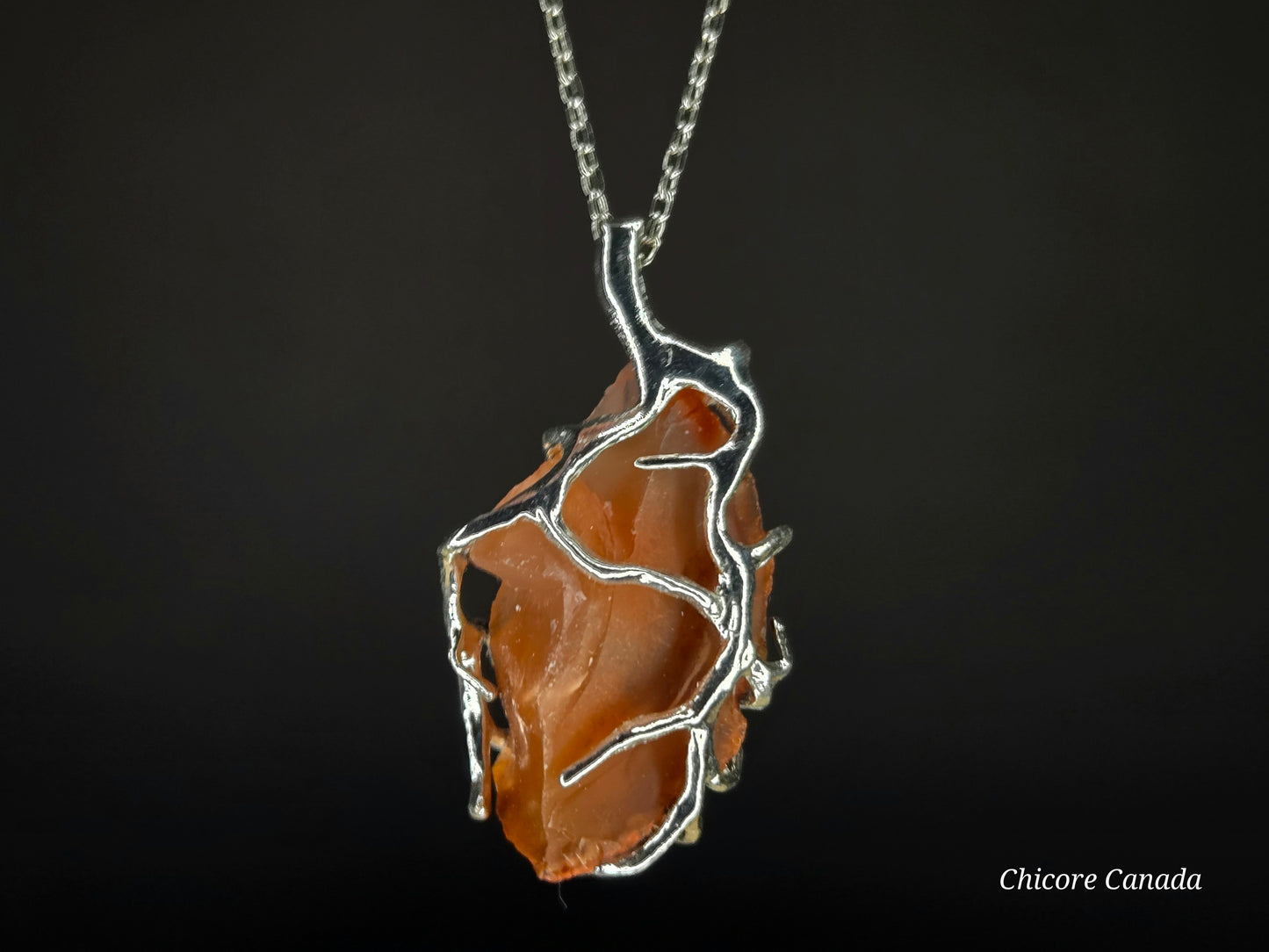 Carnelian Pendant – Symbol of Passion & Positivity