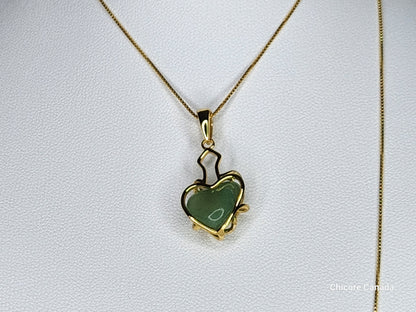 Pendentif délicat en argent sterling 925 en forme de cœur avec jade naturel et collier réglable