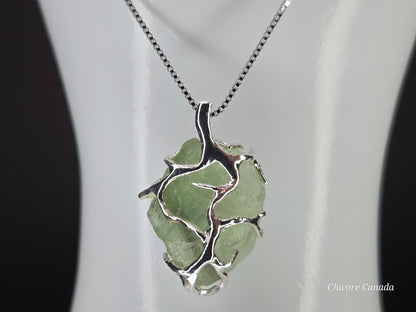 Sophisticated Handmade Natural Raw Green Fluorite Pendant Necklace – Exquisite Artisan Design