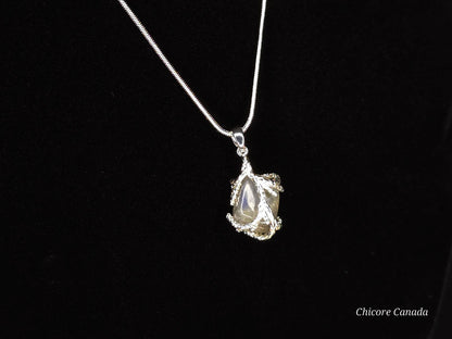 Collier pendentif en pierre de lune naturelle fait main exquis – une touche d’élégance intemporelle