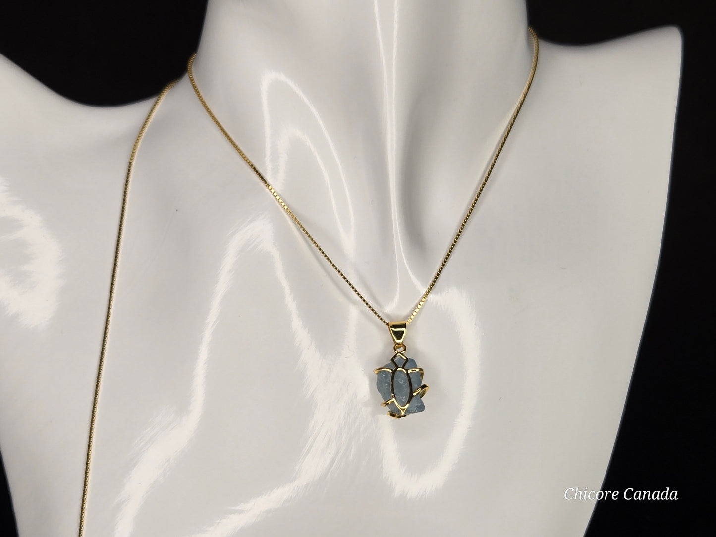 Elegant Handmade Aquamarine Pendant Necklace in 925 Sterling Silver with Adjustable Chain