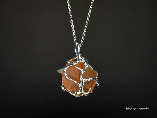 Red Carnelian Pendant – Symbol of Passion & Positivity