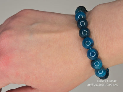 Elegant Blue Apatite Bracelet – Handmade with Natural Stones