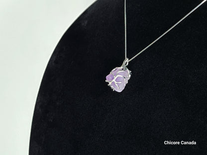 Pendentif exquis en améthyste brute naturelle fait à la main avec collier réglable