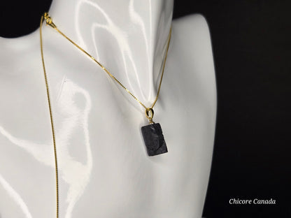 Black Tourmaline Pendant Necklace – Unisex Protection Stone for Him & Her