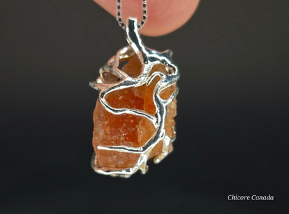 Raw Sunstone Handmade Pendant with Adjustable Necklace – Sophisticated and Timeless Design