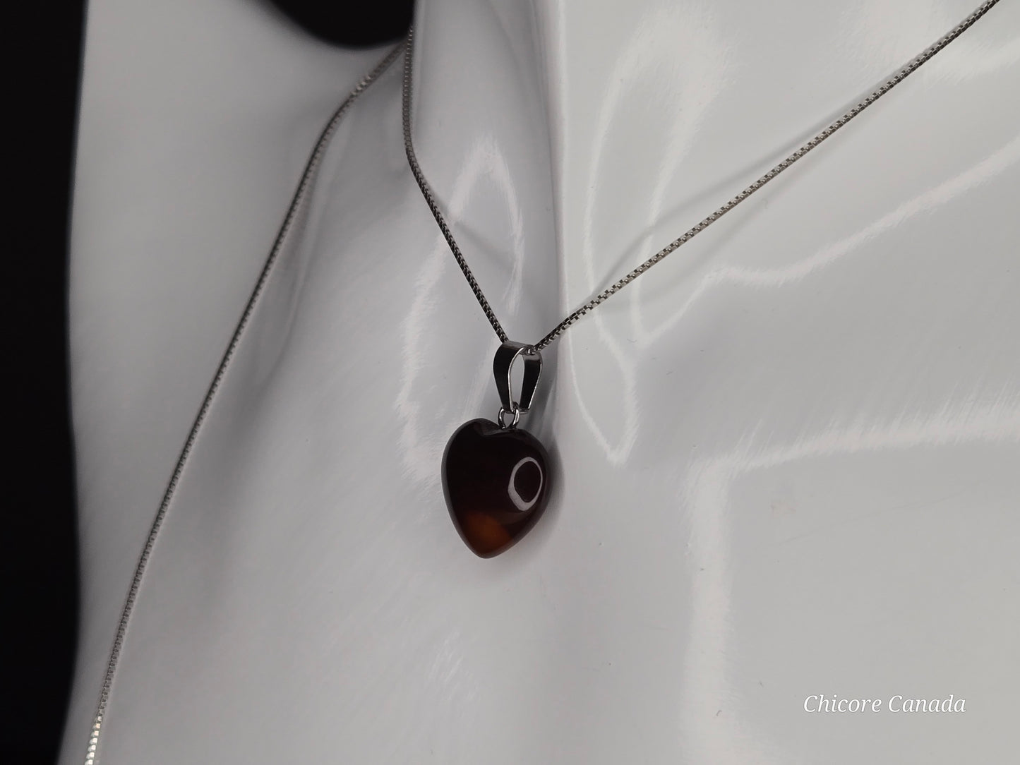 Eternal Glow: Handcrafted Heart-Shaped Carnelian Pendant with Adjustable Necklace