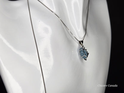 Sophisticated Handmade Aquamarine Pendant Necklace in 925 Sterling Silver with Adjustable Chain
