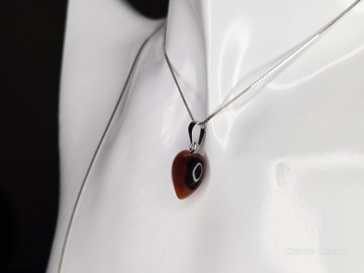 Eternal Glow: Handcrafted Heart-Shaped Carnelian Pendant with Adjustable Necklace