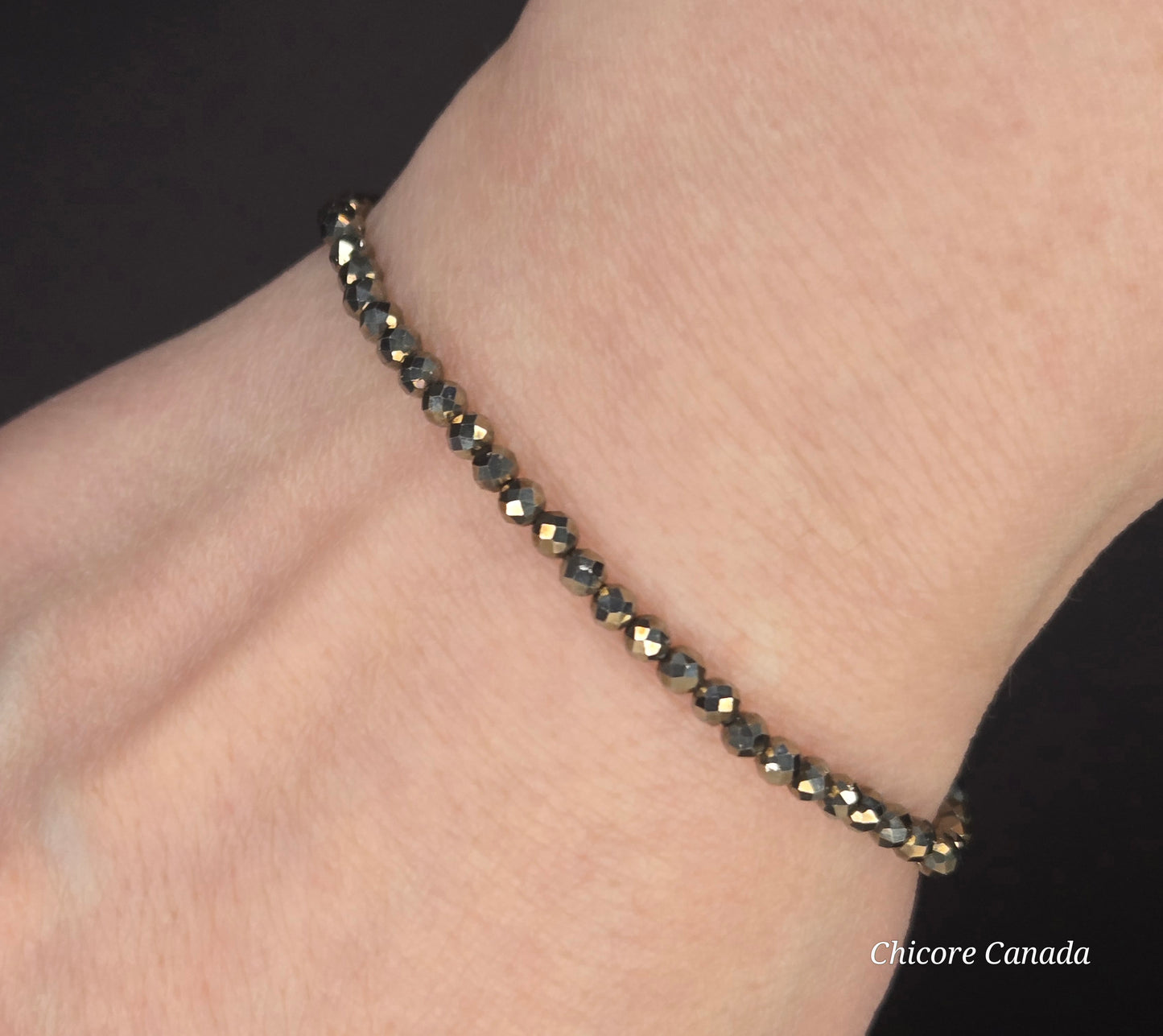 Dainty Faceted Pyrite Bracelet – Refined Elegance in Golden Glow